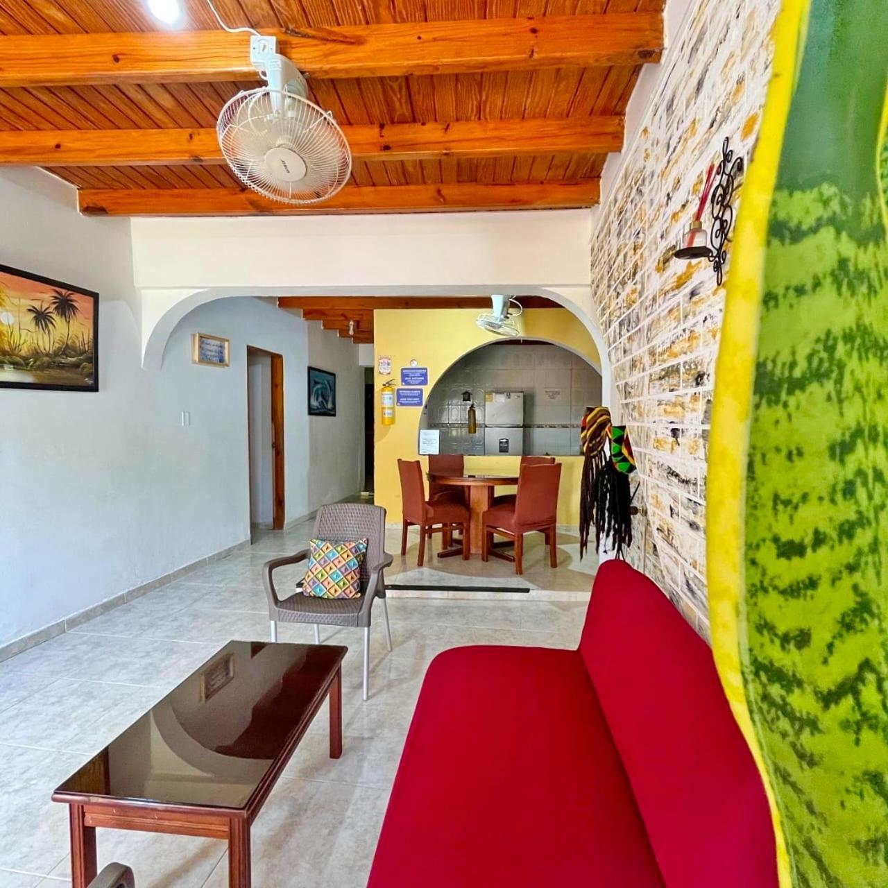 Hostal Mom Mariela San Andrés 外观 照片